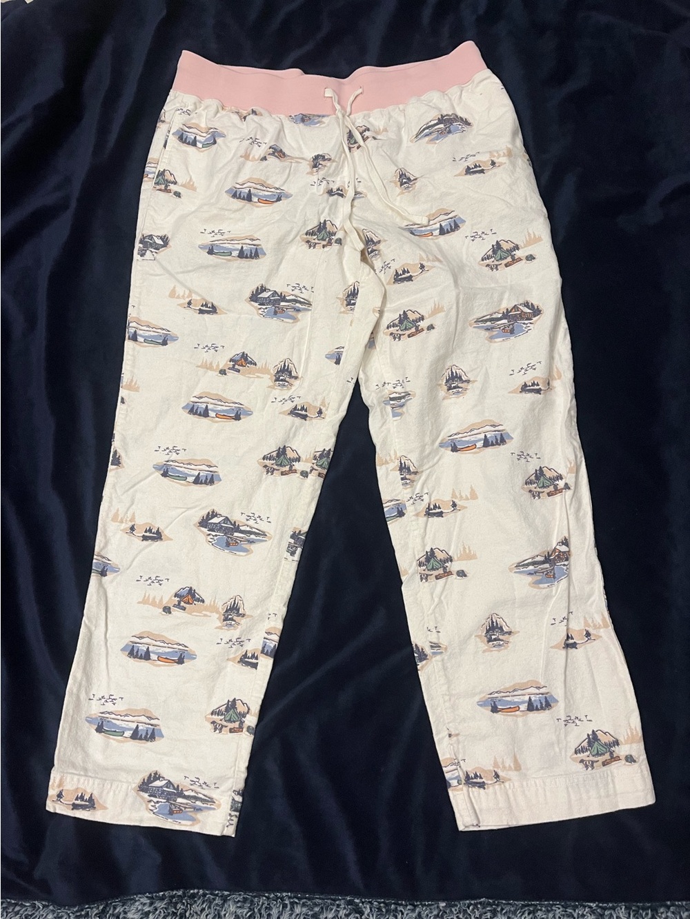 L. L. Bean women’s large cotton white pajama pants with camping design. NWOT